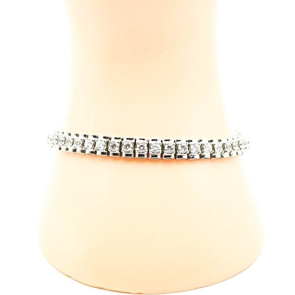 Vintage 7-Inch Sterling Silver Tennis Bracelet With Clear Cubic Zirconia - Picture 2 of 6